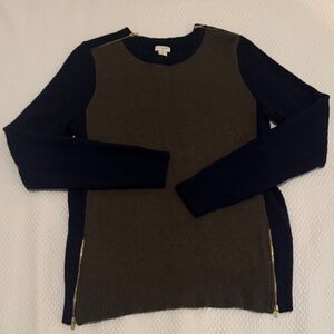 J Crew Two-Tone Crewneck Sweater in Olive Green & Navy